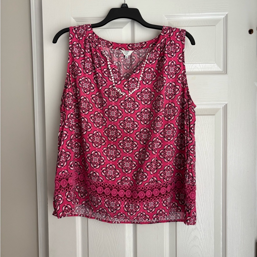 Crown & Ivy Pink and White Patterned Blouse